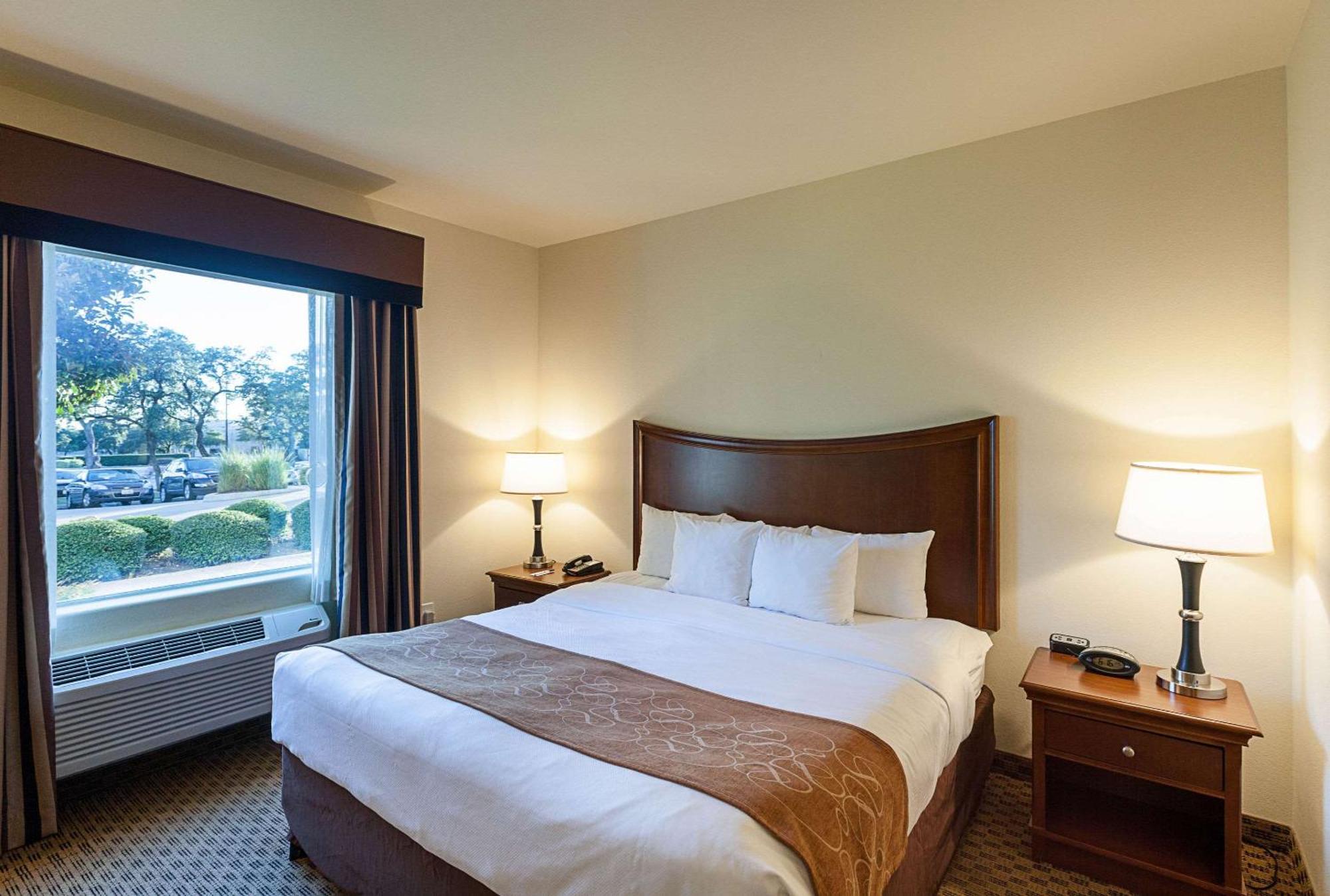 Comfort Suites San Antonio North - Stone Oak Exteriér fotografie
